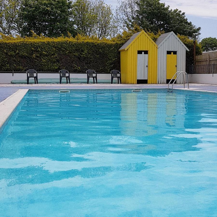 Trevella Holiday Park New Quay エクステリア 写真